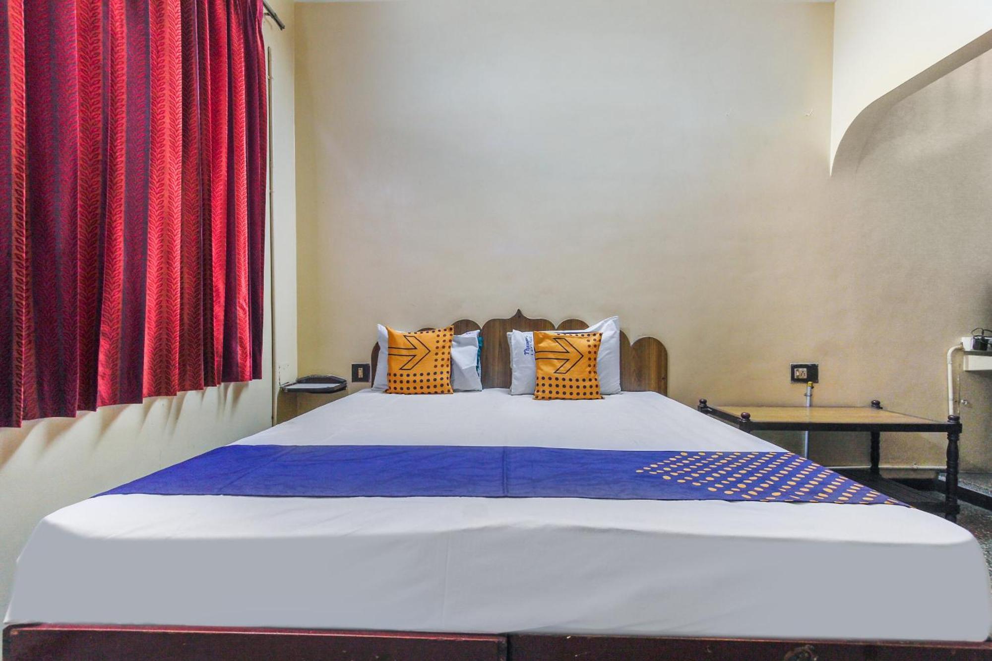 Spot On Thangam Lodge Coimbatore Buitenkant foto